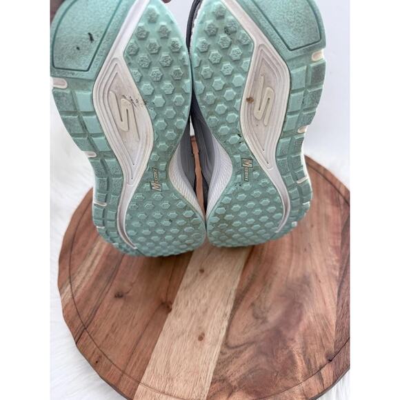 Skechers GoRun Consistent Shoes Womens Size 9.5 Gray Teal Goga Mat 128075 GYTQ - Picture 10 of 13